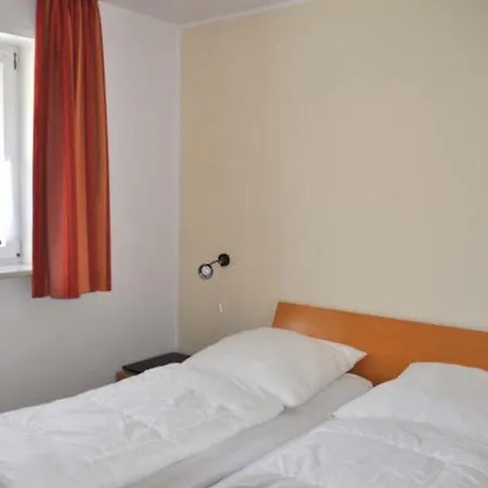 アパート Anker Mit Umzaeunter Sonnenterrasse *